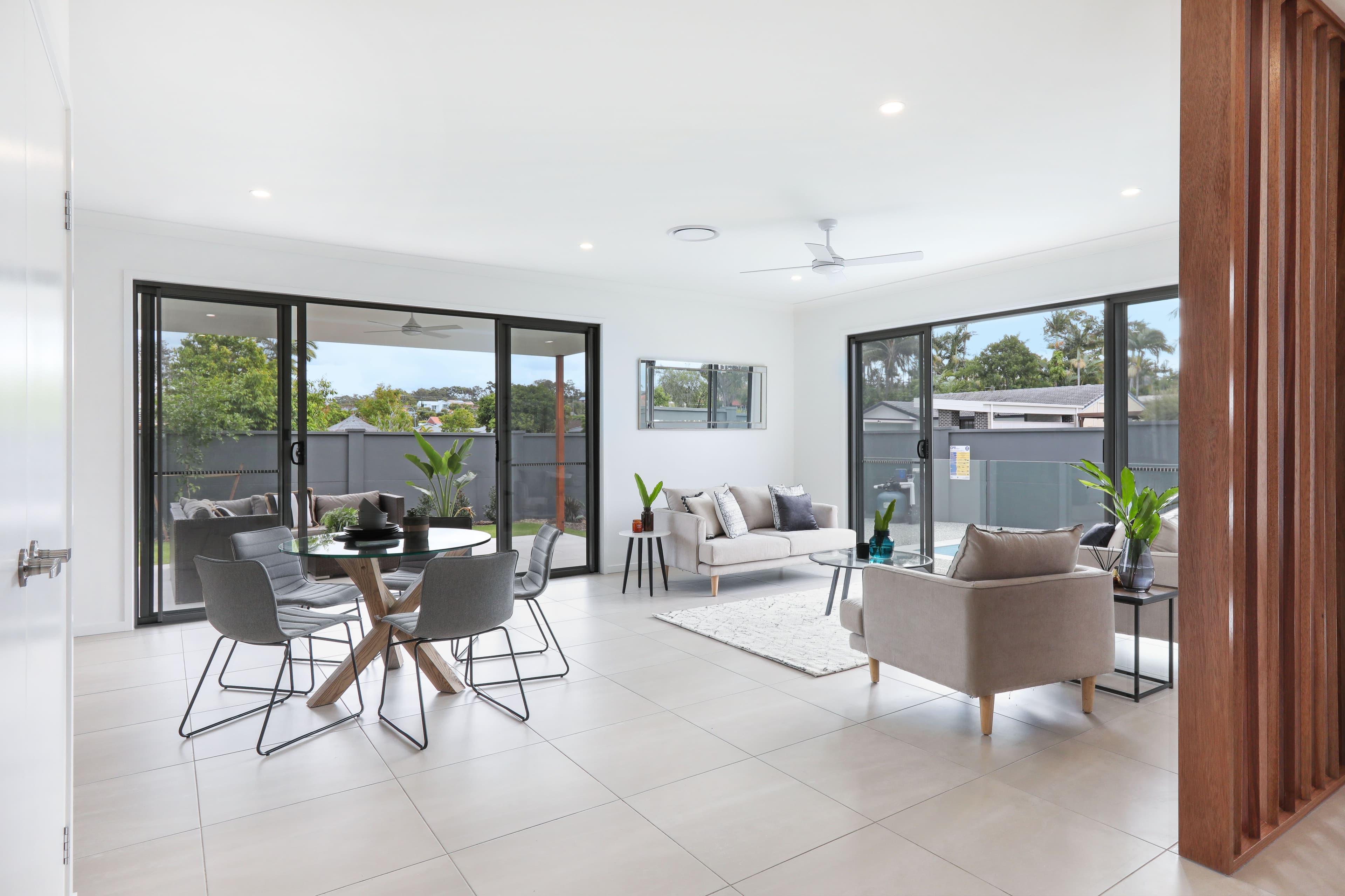 12 Collins Crescent, Benowa QLD 4217, Benowa - Thumbnail 5