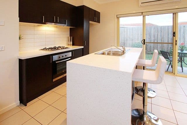 15 View Street, RESERVOIR VIC 3073, Reservoir - Thumbnail 5