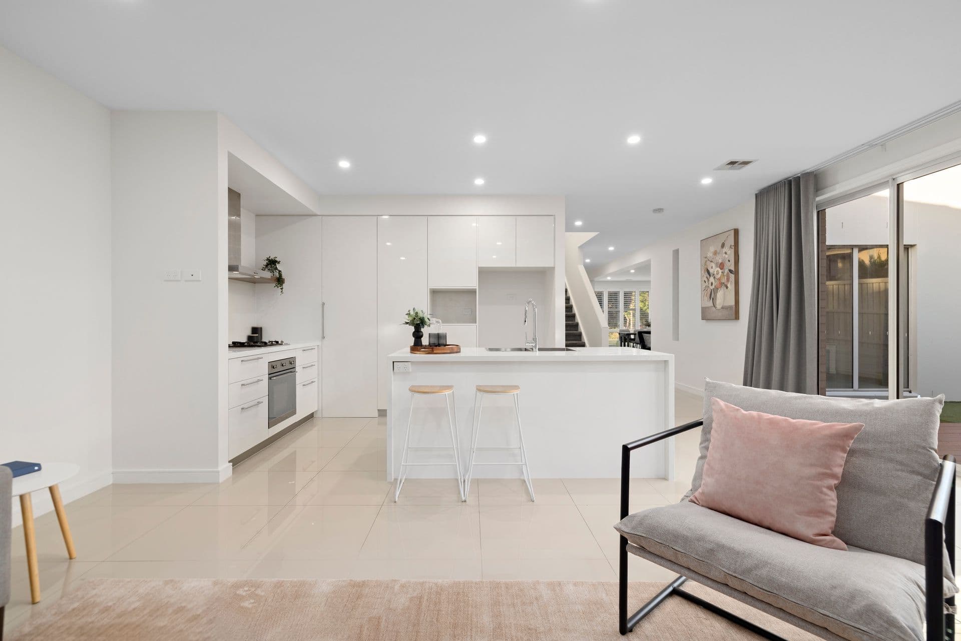 11 Ellis Park Avenue, Mulgrave VIC 3170, Mulgrave - Thumbnail 2