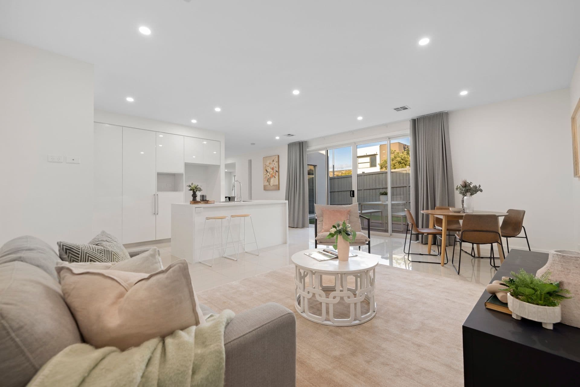 11 Ellis Park Avenue, Mulgrave VIC 3170, Mulgrave - Thumbnail 3