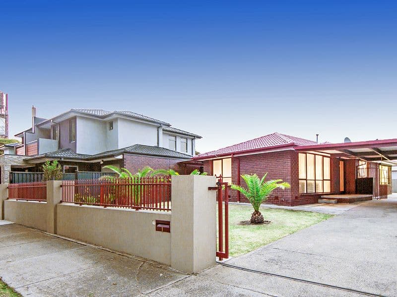 1 Paproth Grove, ALTONA NORTH VIC 3025, Altona North - Thumbnail 2