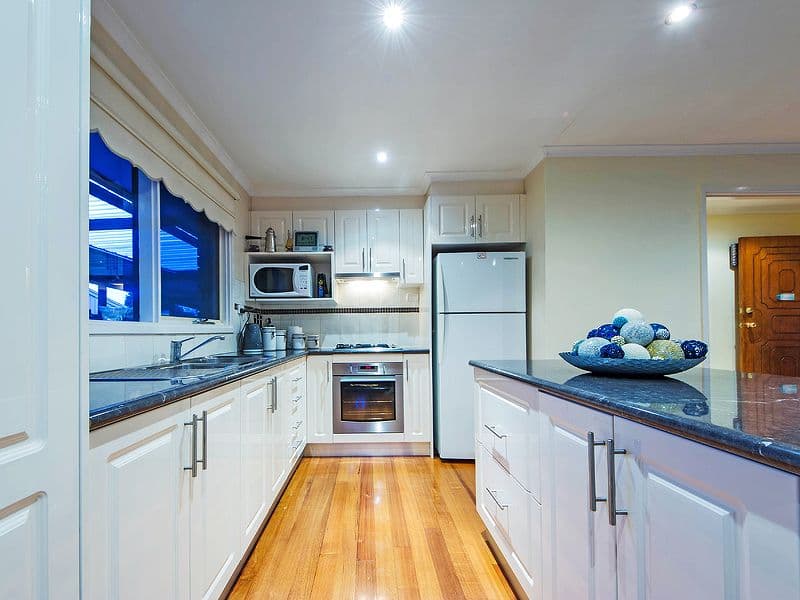 1 Paproth Grove, ALTONA NORTH VIC 3025, Altona North - Thumbnail 4