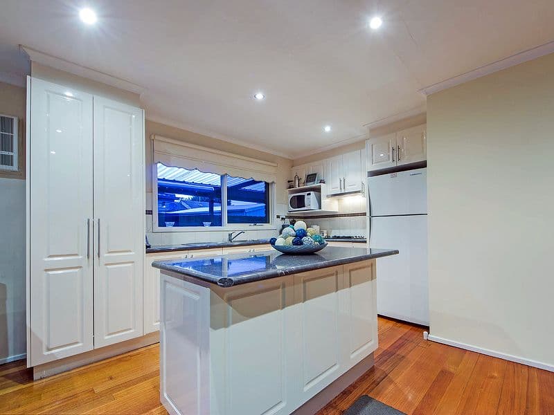 1 Paproth Grove, ALTONA NORTH VIC 3025, Altona North - Thumbnail 8