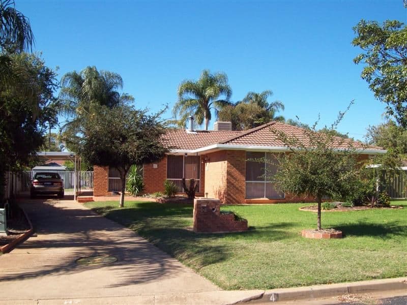 4 Flinders Close, DUBBO NSW 2830, Dubbo - Image 1