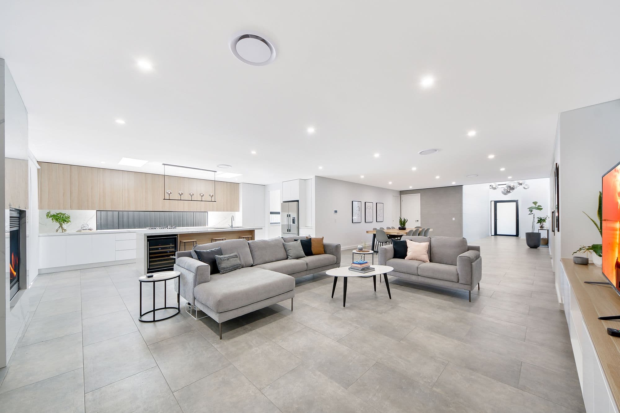 64 Jenolan Circuit, Harrington Park - Thumbnail 7