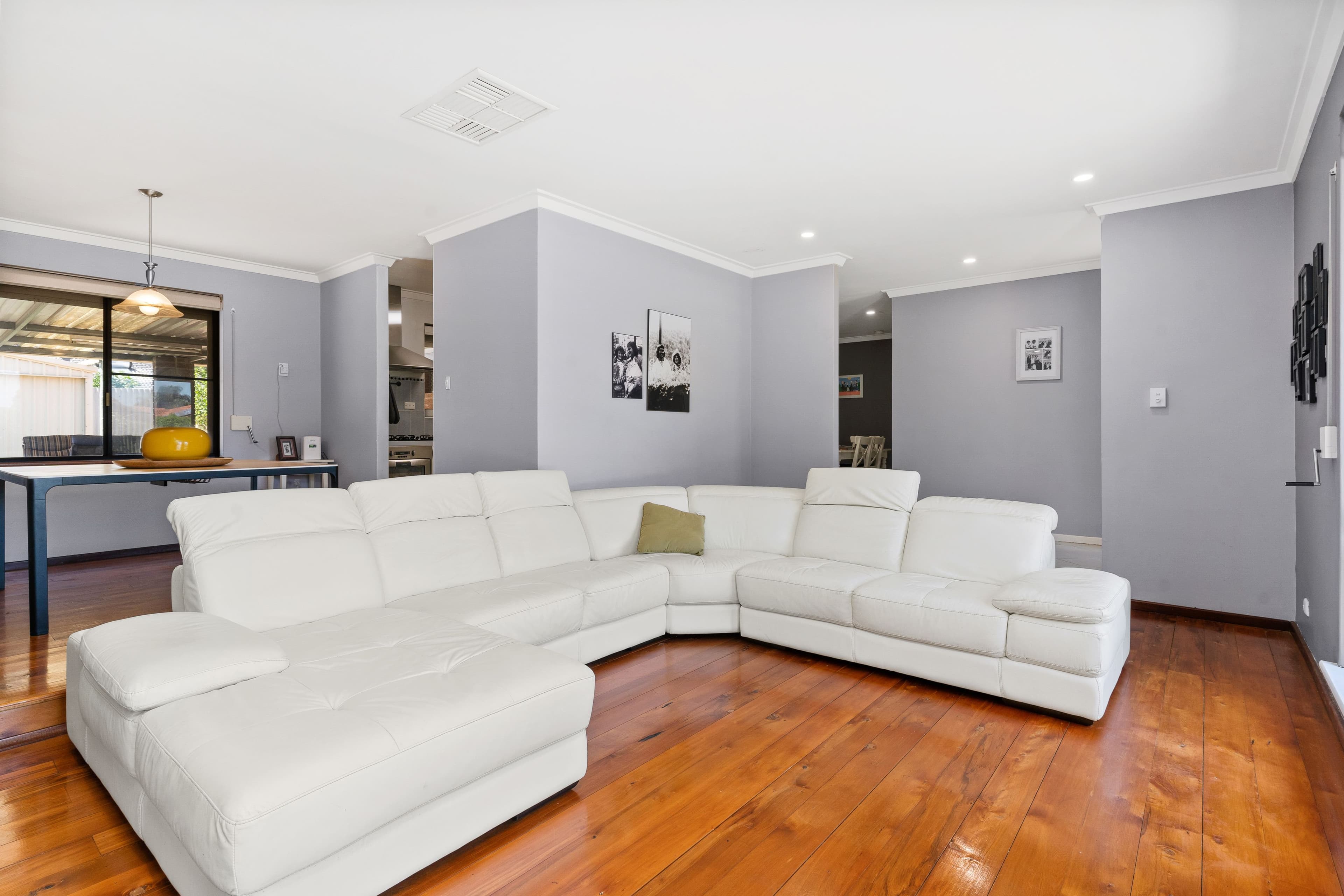 21 Mallee Way, Forrestfield WA 6058, Forrestfield - Thumbnail 3