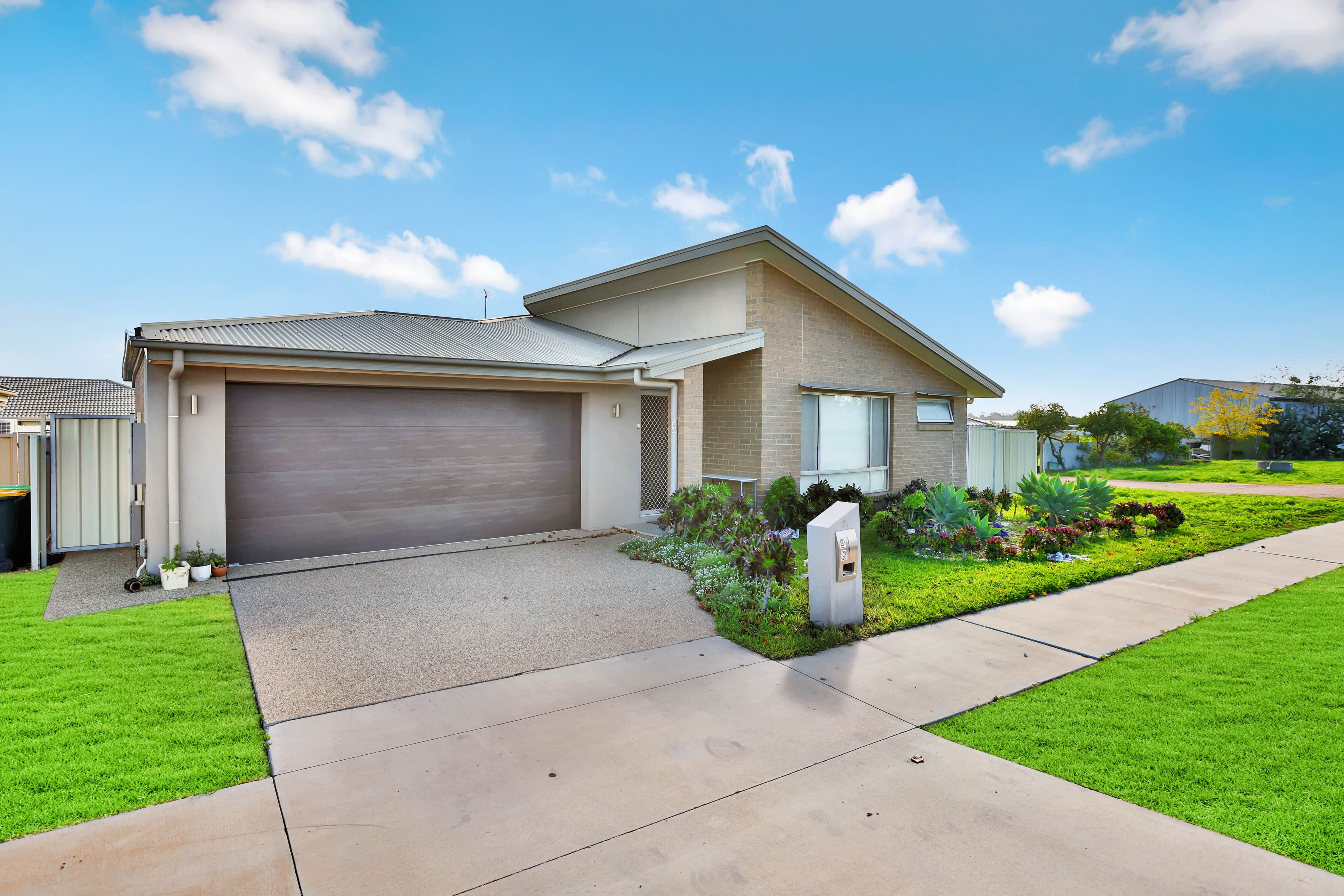 28 Ellswood Crescent, Mildura VIC 3500, Mildura - Thumbnail 2