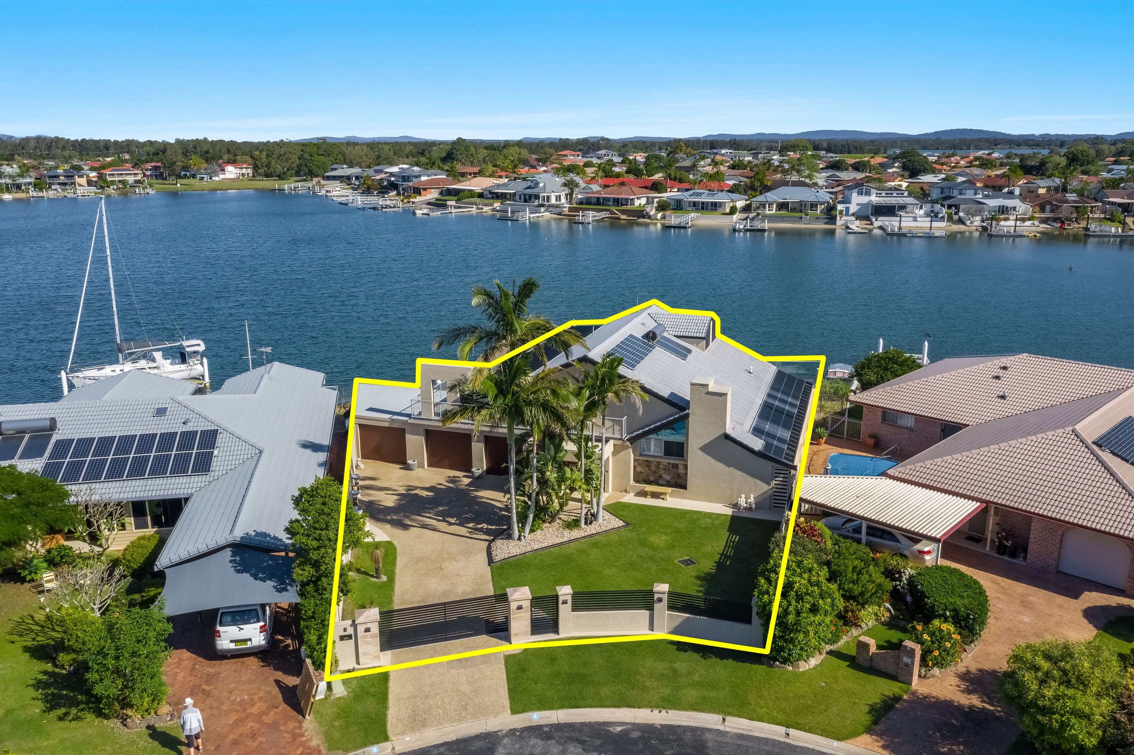 3 Tecoma Place, Yamba NSW 2464, Yamba - Thumbnail 3