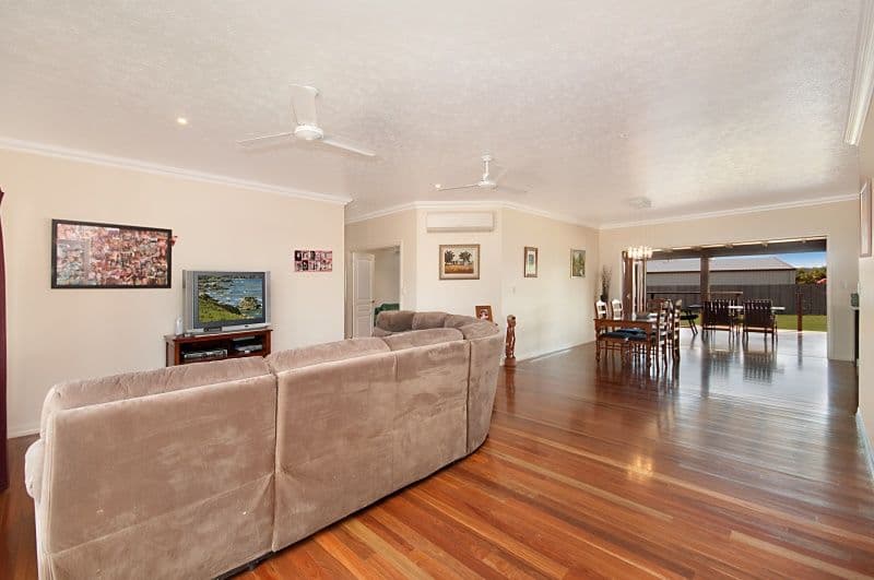 14 Shoalmarra Drive, MOUNT LOW QLD 4818, Mount Low - Thumbnail 3