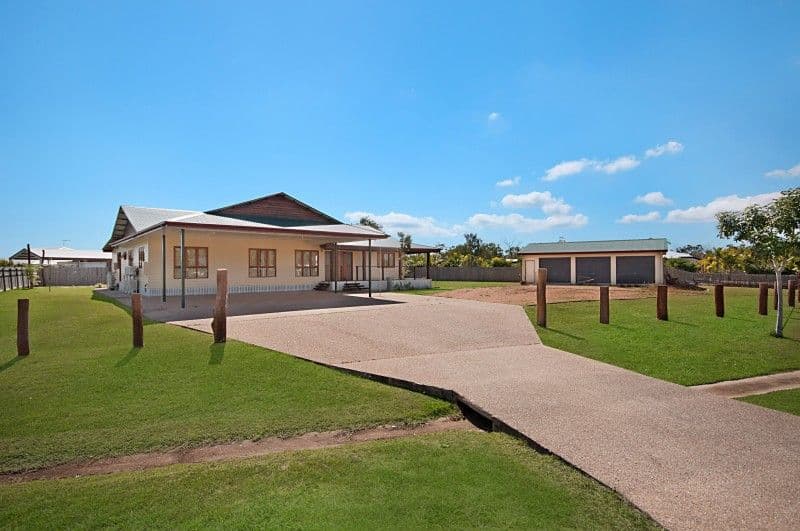 14 Shoalmarra Drive, MOUNT LOW QLD 4818, Mount Low - Thumbnail 8