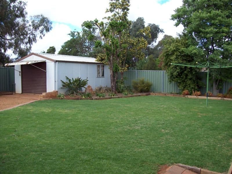 2 Kensington Avenue, DUBBO NSW 2830, Dubbo - Thumbnail 3