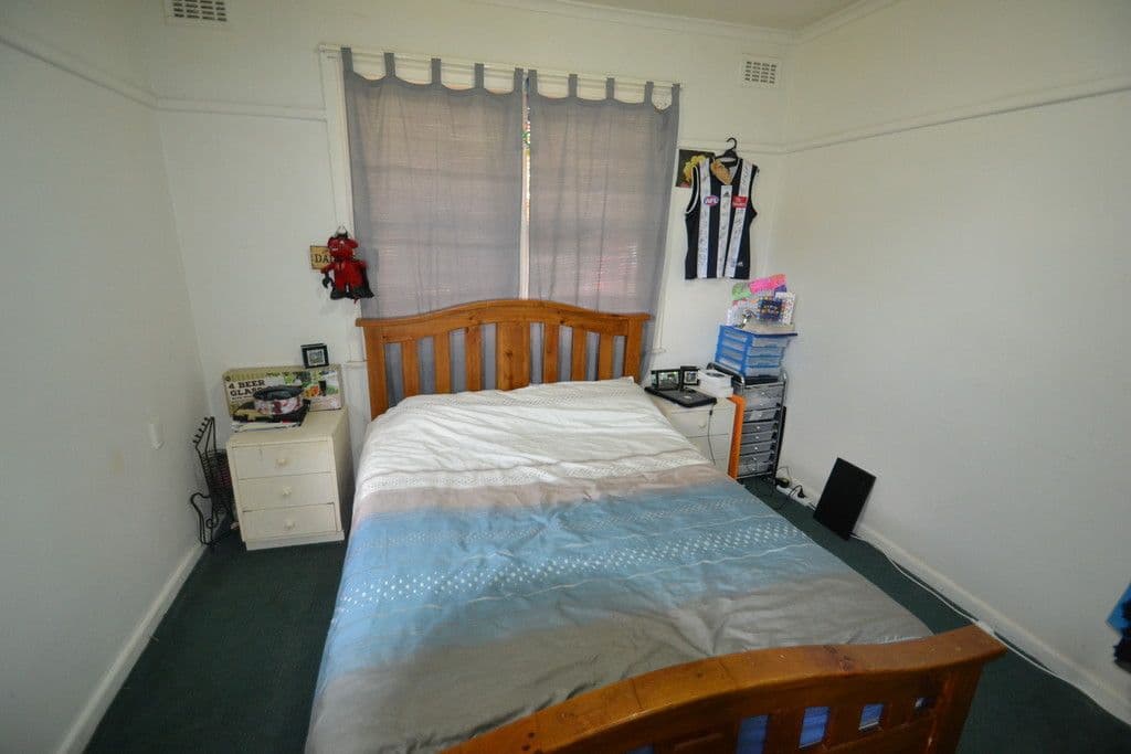 51 Chisholm Crescent, Seymour VIC 3660, Seymour - Thumbnail 4