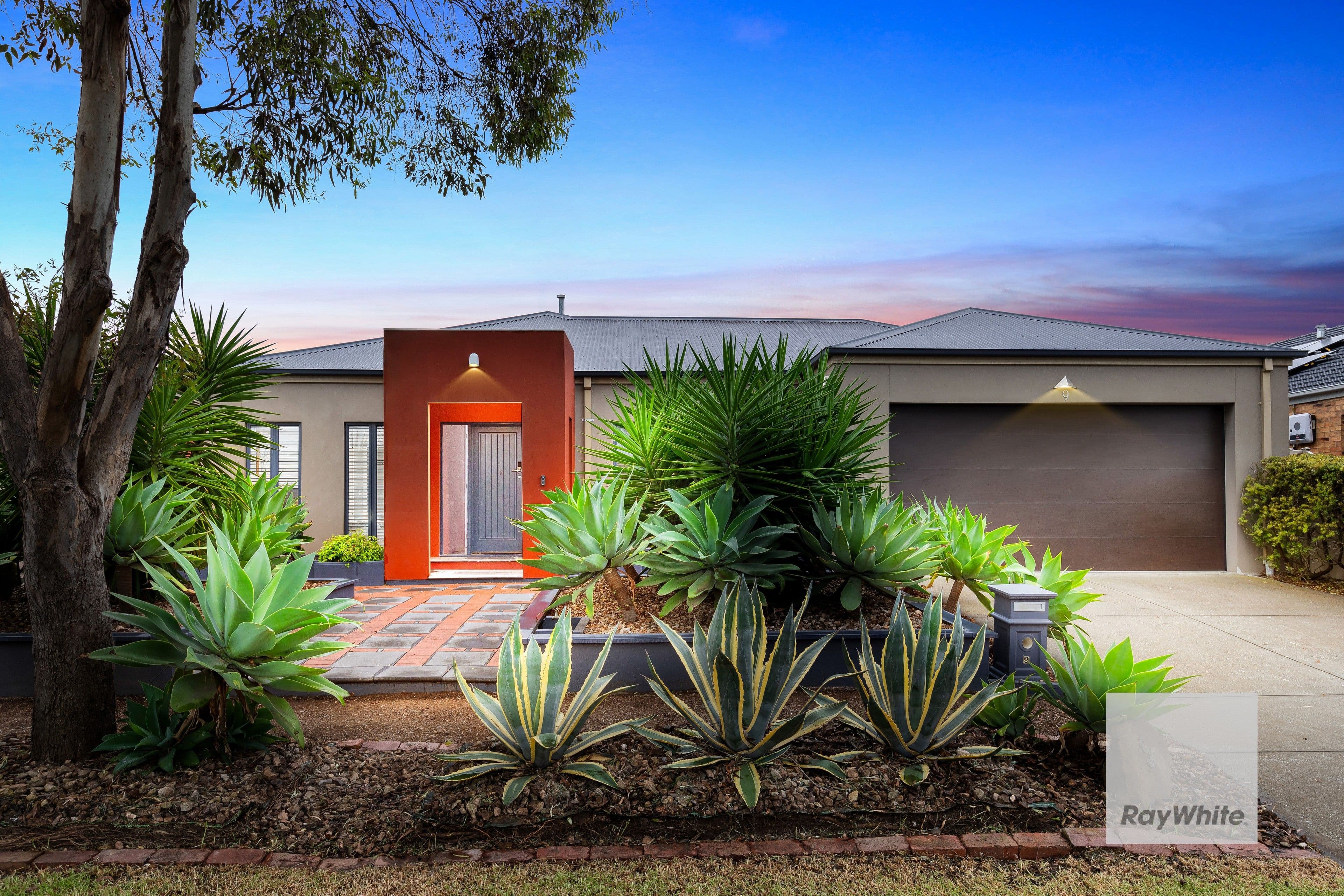 9 Bowman Court, Taylors Hill VIC 3037, Taylors Hill - Image 1