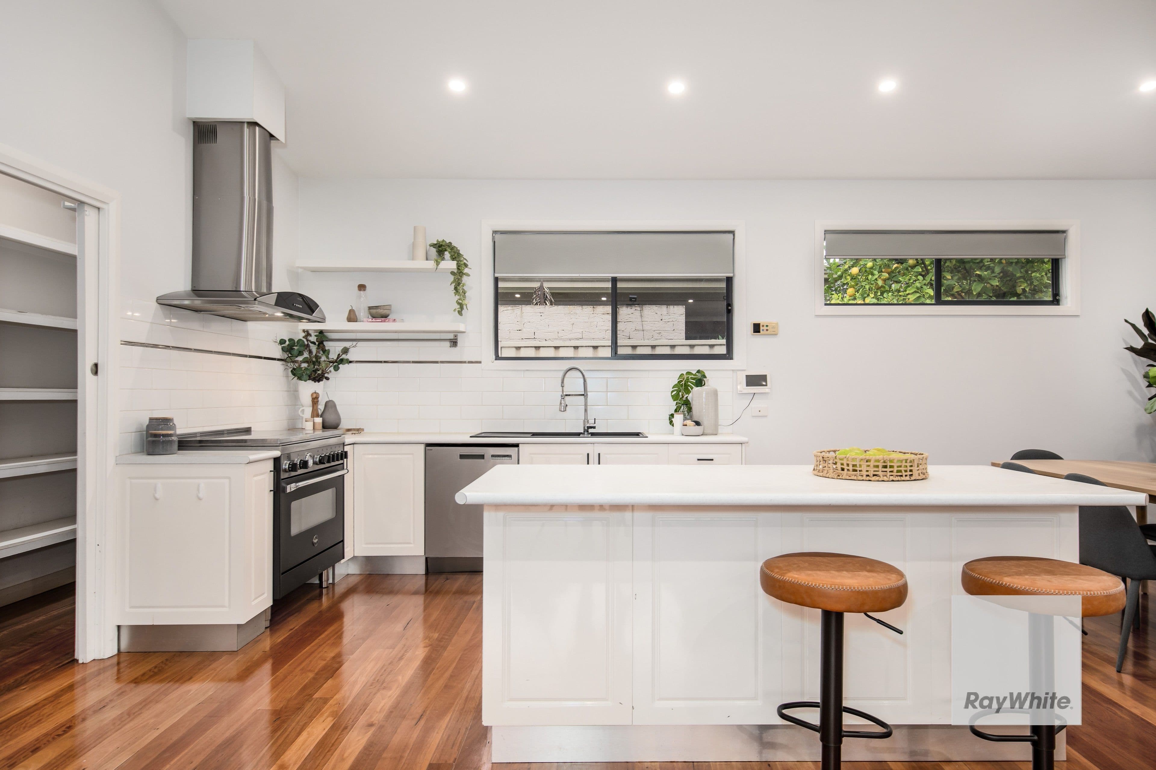 9 Bowman Court, Taylors Hill VIC 3037, Taylors Hill - Thumbnail 5