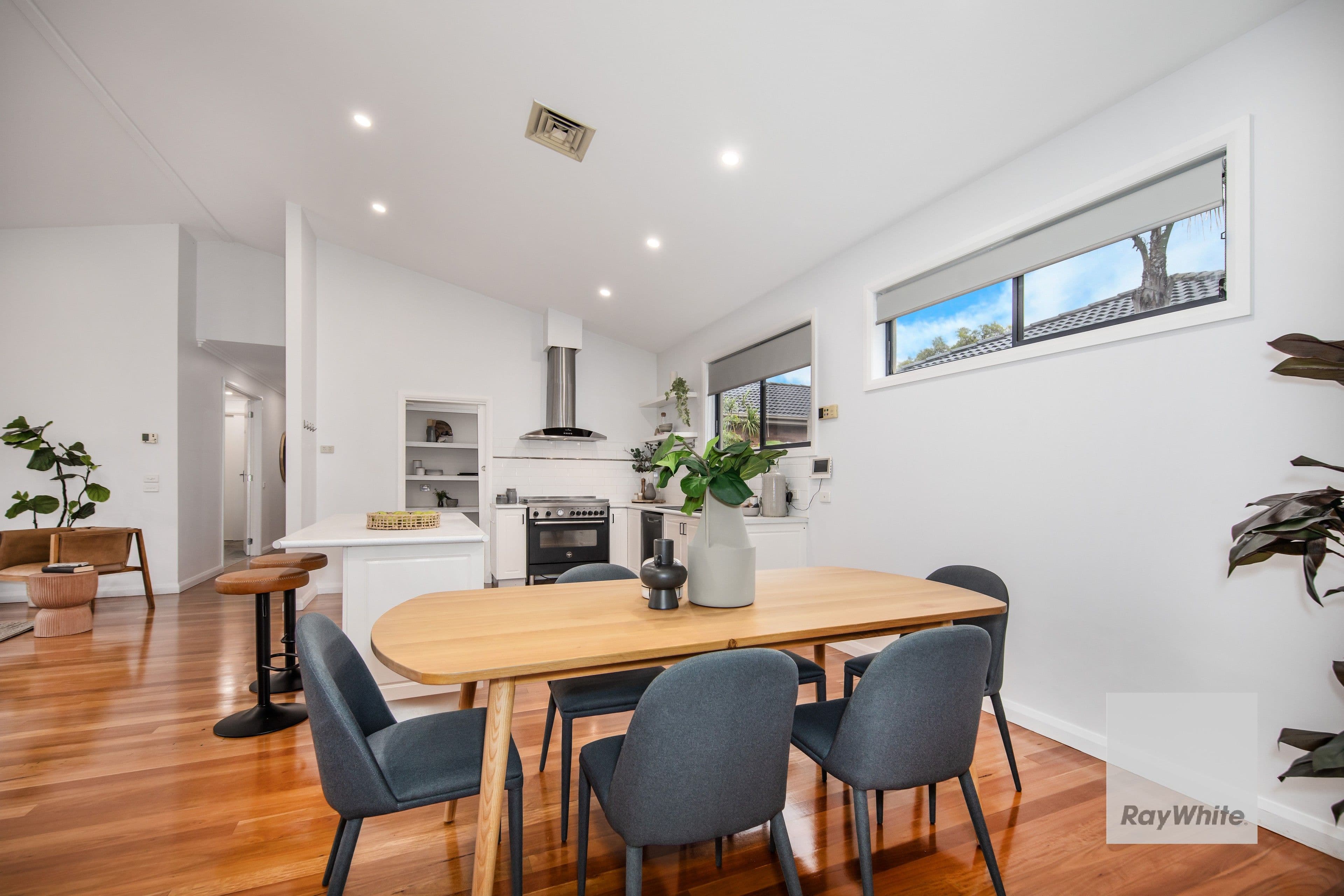 9 Bowman Court, Taylors Hill VIC 3037, Taylors Hill - Thumbnail 8