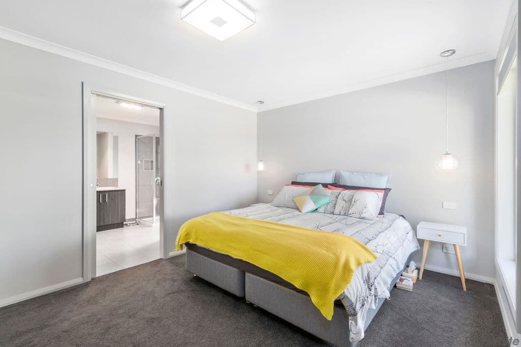 10 Robinson Way, Yarrawonga VIC 3730, Yarrawonga - Thumbnail 7
