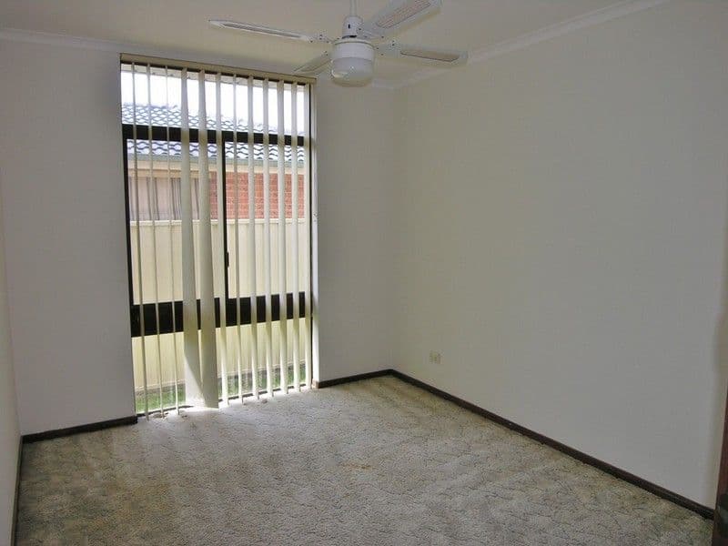 66 Natuna Avenue, BUDGEWOI NSW 2262, Budgewoi - Thumbnail 5