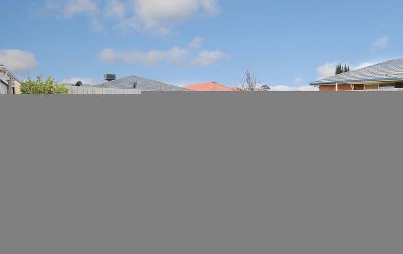 2 Merz Place, ROXBURGH PARK VIC 3064, Roxburgh Park - Thumbnail 7