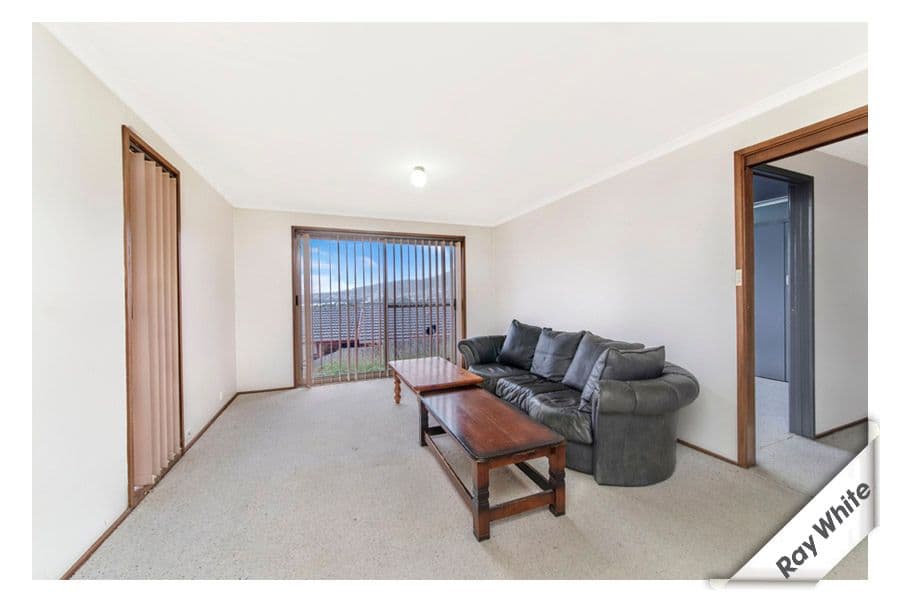1 Slavin Place, Gordon ACT 2906, Gordon - Thumbnail 2