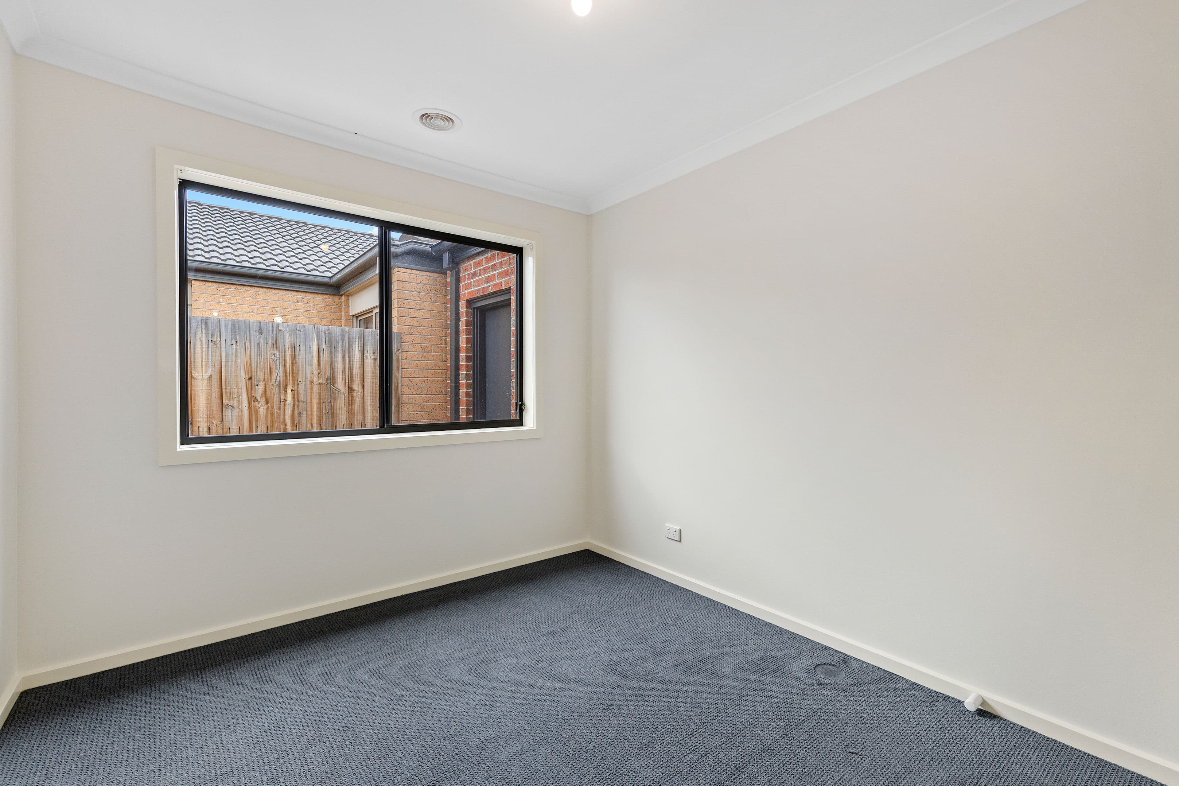 17 Phoenix Circuit, Brookfield VIC 3338, Brookfield - Thumbnail 6