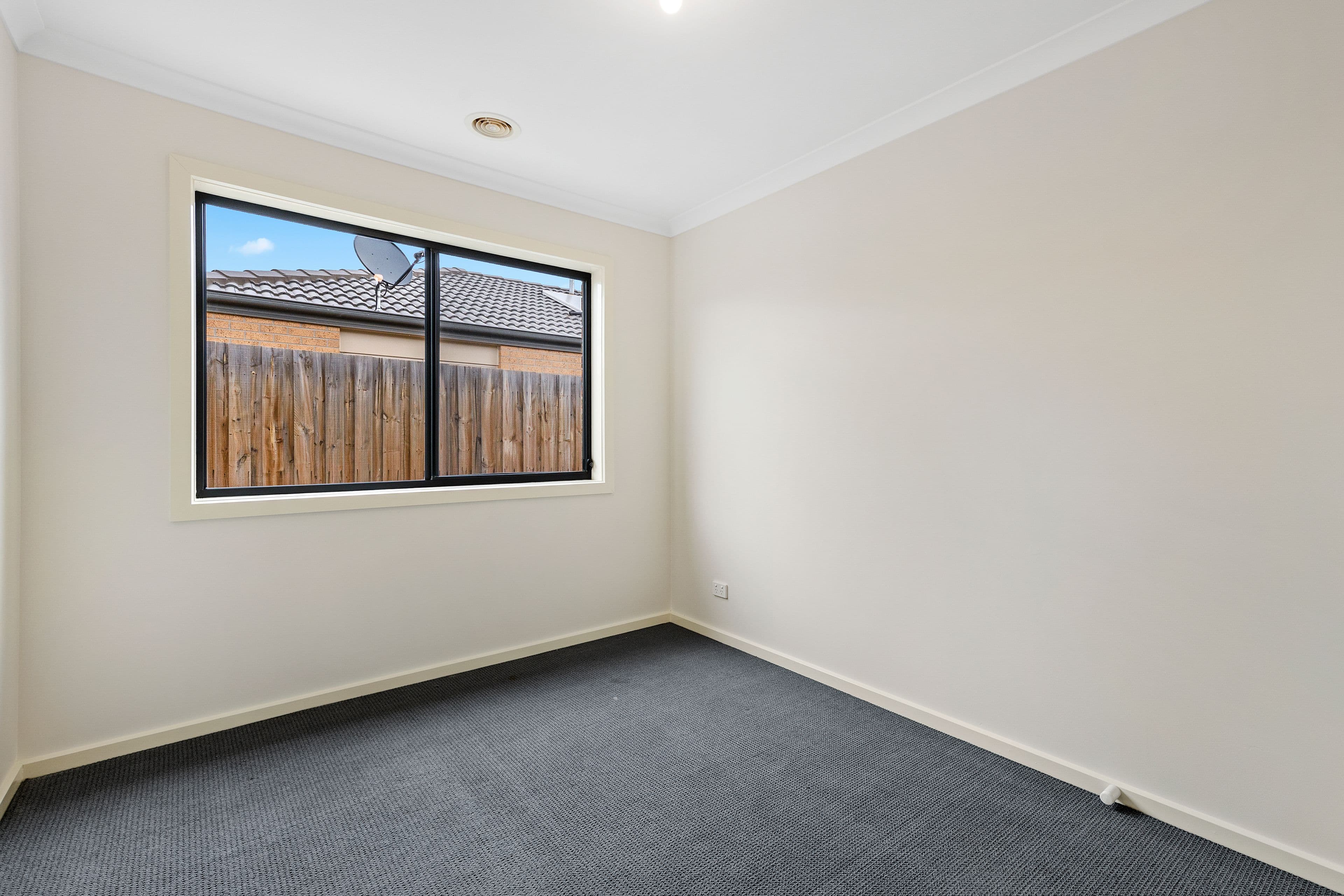 17 Phoenix Circuit, Brookfield VIC 3338, Brookfield - Thumbnail 8