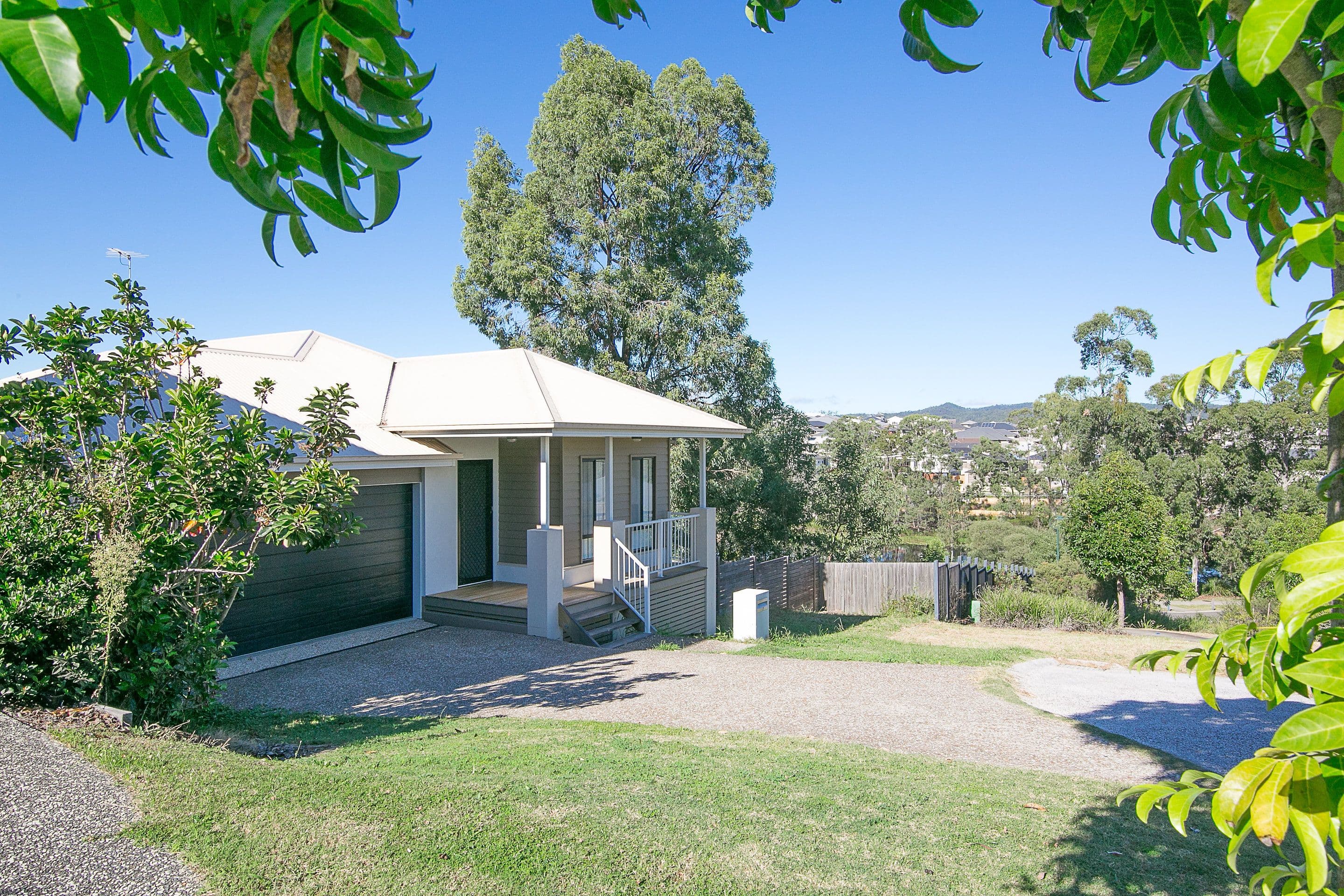 12 Cascades Street, Springfield Lakes QLD 4300, Springfield Lakes - Thumbnail 3