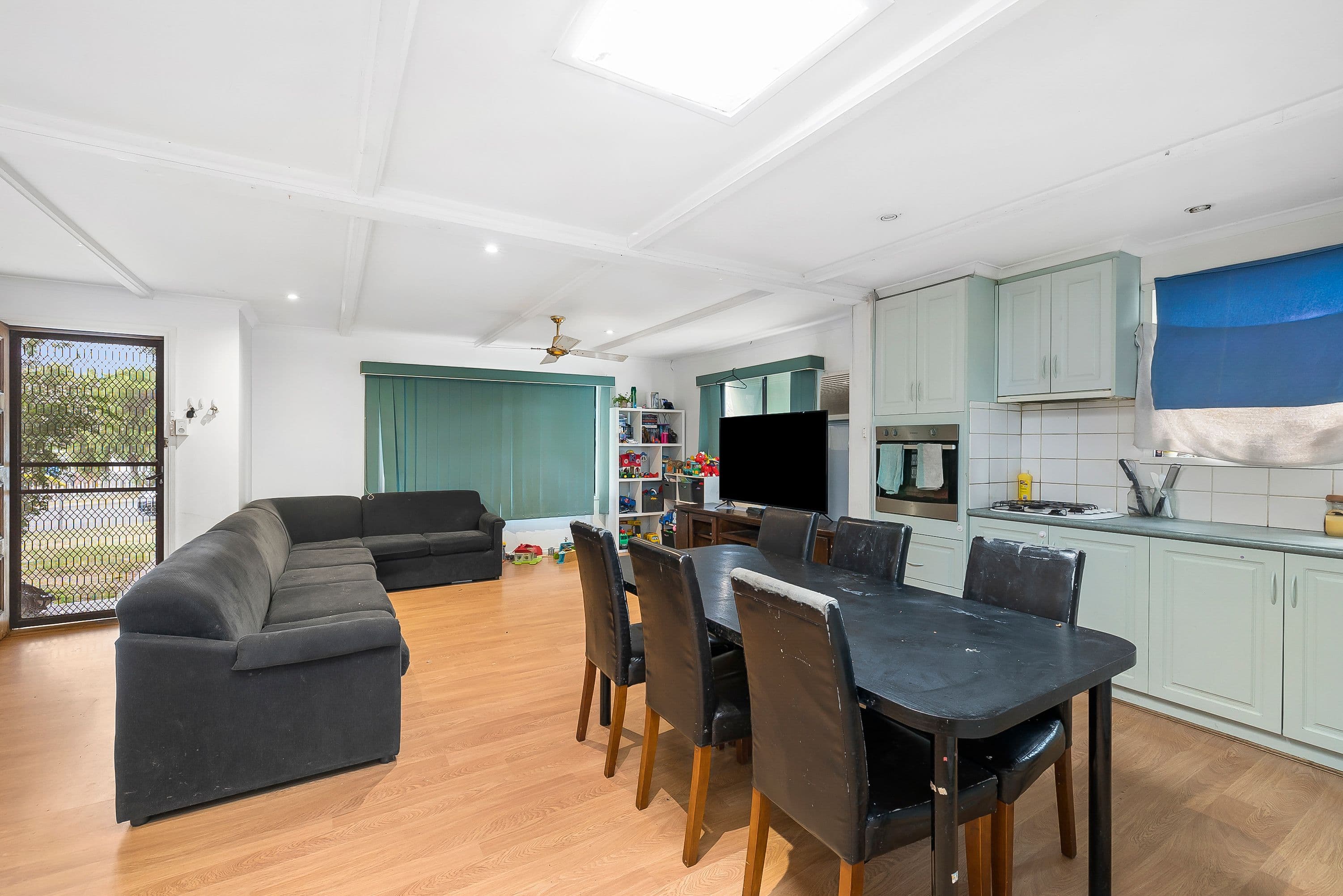 63 Girdlestone Street, Ararat VIC 3377, Ararat - Thumbnail 4
