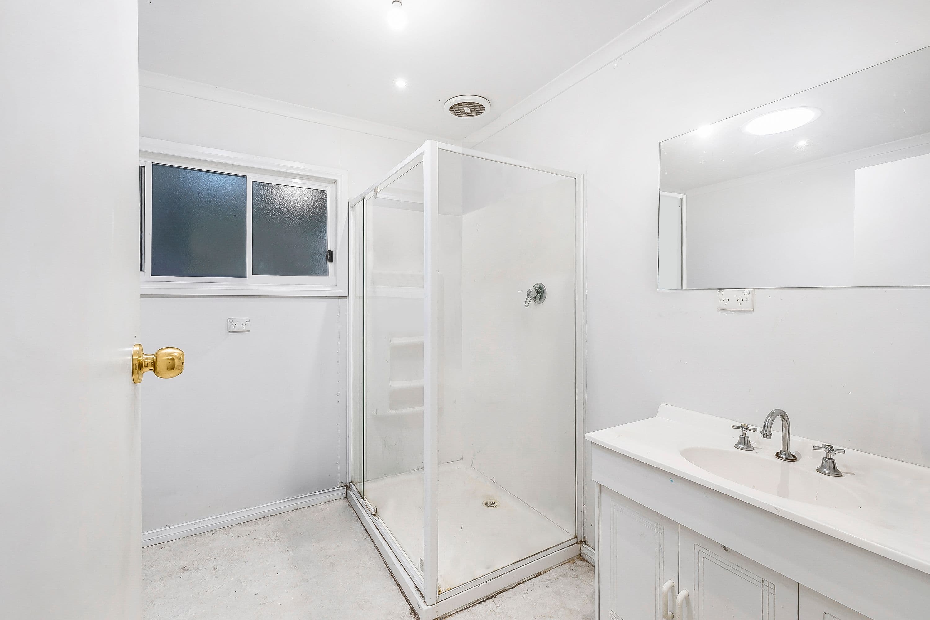 63 Girdlestone Street, Ararat VIC 3377, Ararat - Thumbnail 5