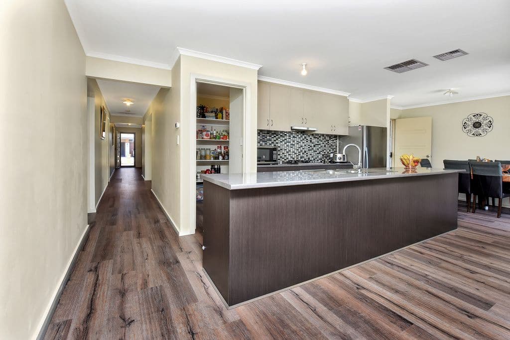 26 Sunderland Crescent, Seaford SA 5169, Seaford - Thumbnail 2