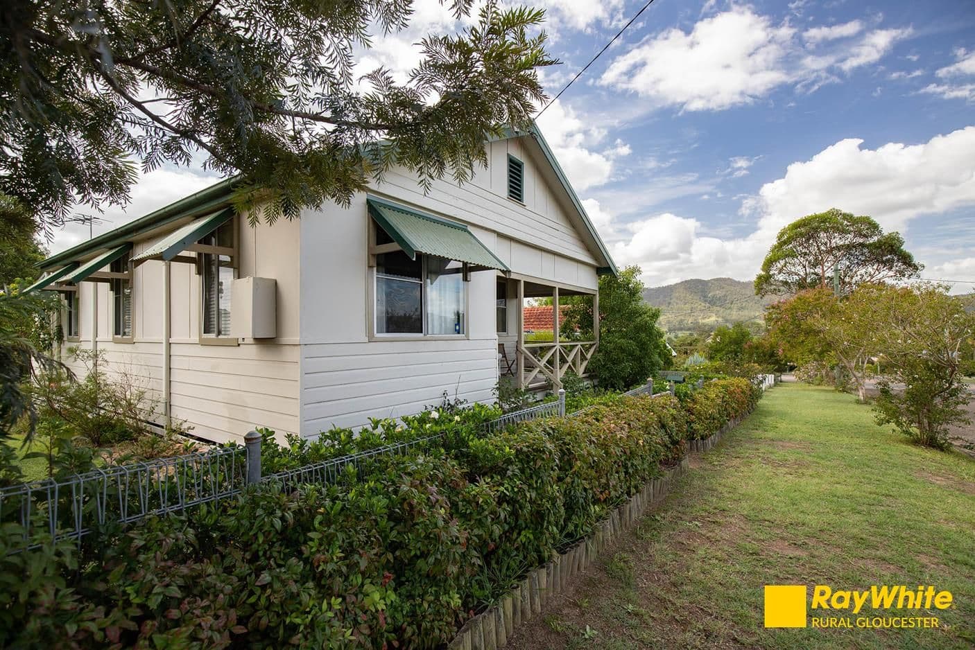 16 Gregson Street, Gloucester - Image 1