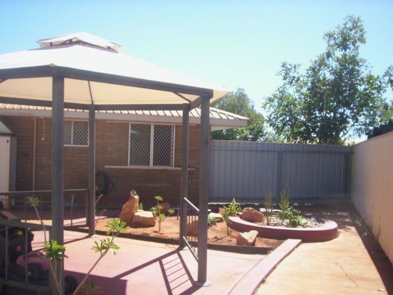 4 Yanderra Crescent, SOUTH HEDLAND WA 6722, South Hedland - Thumbnail 4