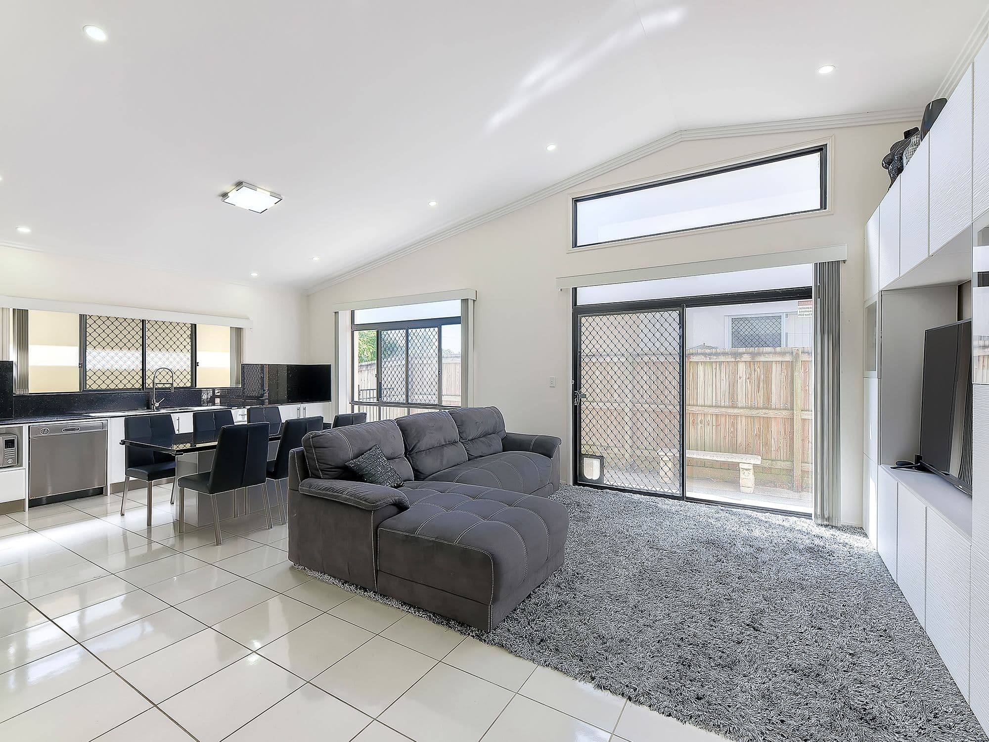 2 Pine Street, Runcorn QLD 4113, Runcorn - Thumbnail 2