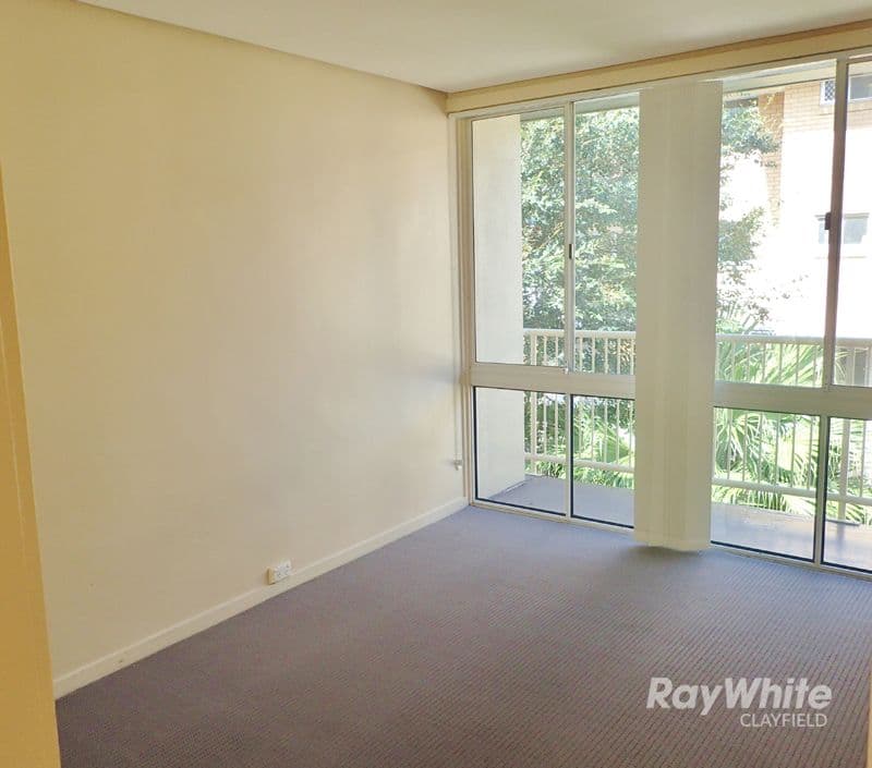 256 Kingsford Smith Drive, Hamilton QLD 4007, Hamilton - Thumbnail 2