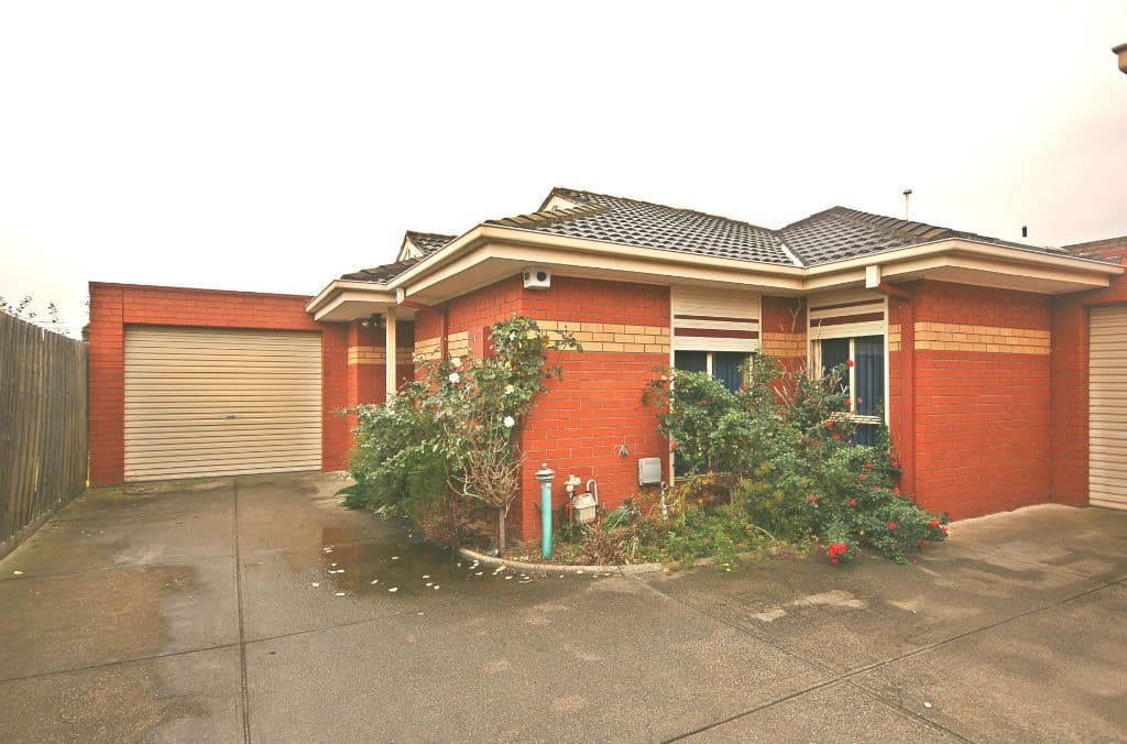 52 Fox Street, ST ALBANS VIC 3021, St Albans - Image 1
