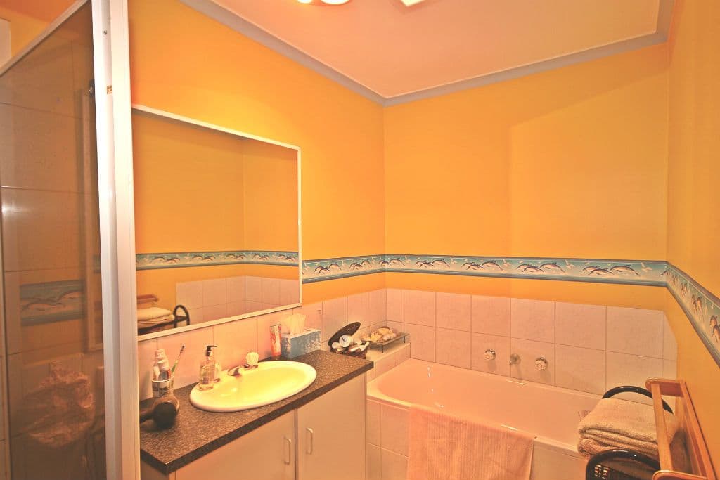 52 Fox Street, ST ALBANS VIC 3021, St Albans - Thumbnail 6