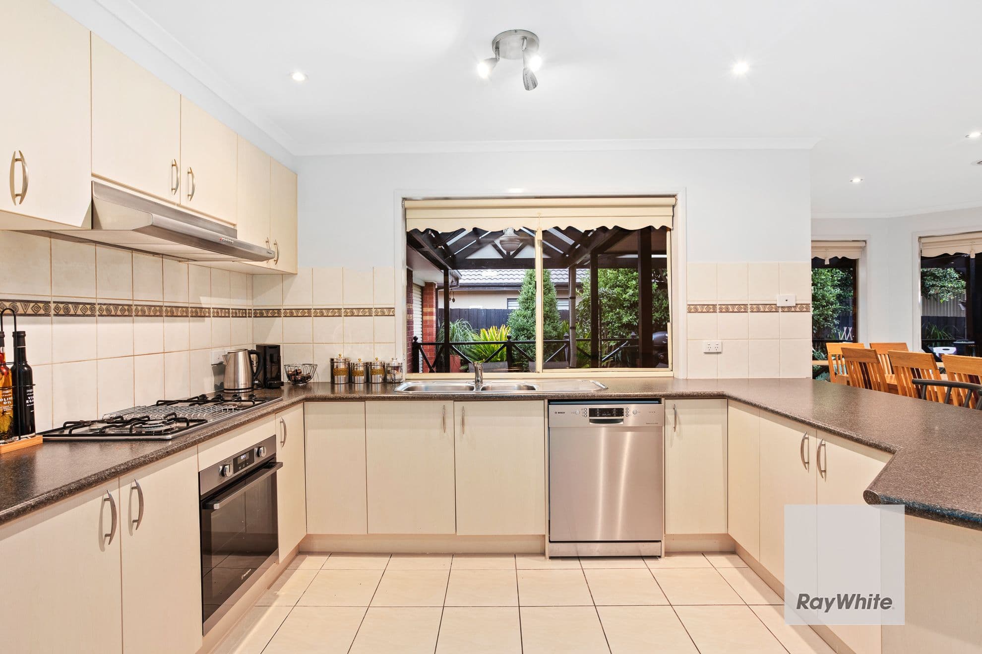 9 Mitchell Grove, Taylors Hill VIC 3037, Taylors Hill - Thumbnail 6