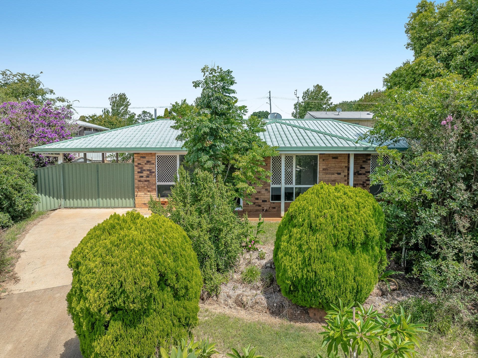 16 Reisling Court, Wilsonton Heights QLD 4350, Wilsonton Heights - Thumbnail 2