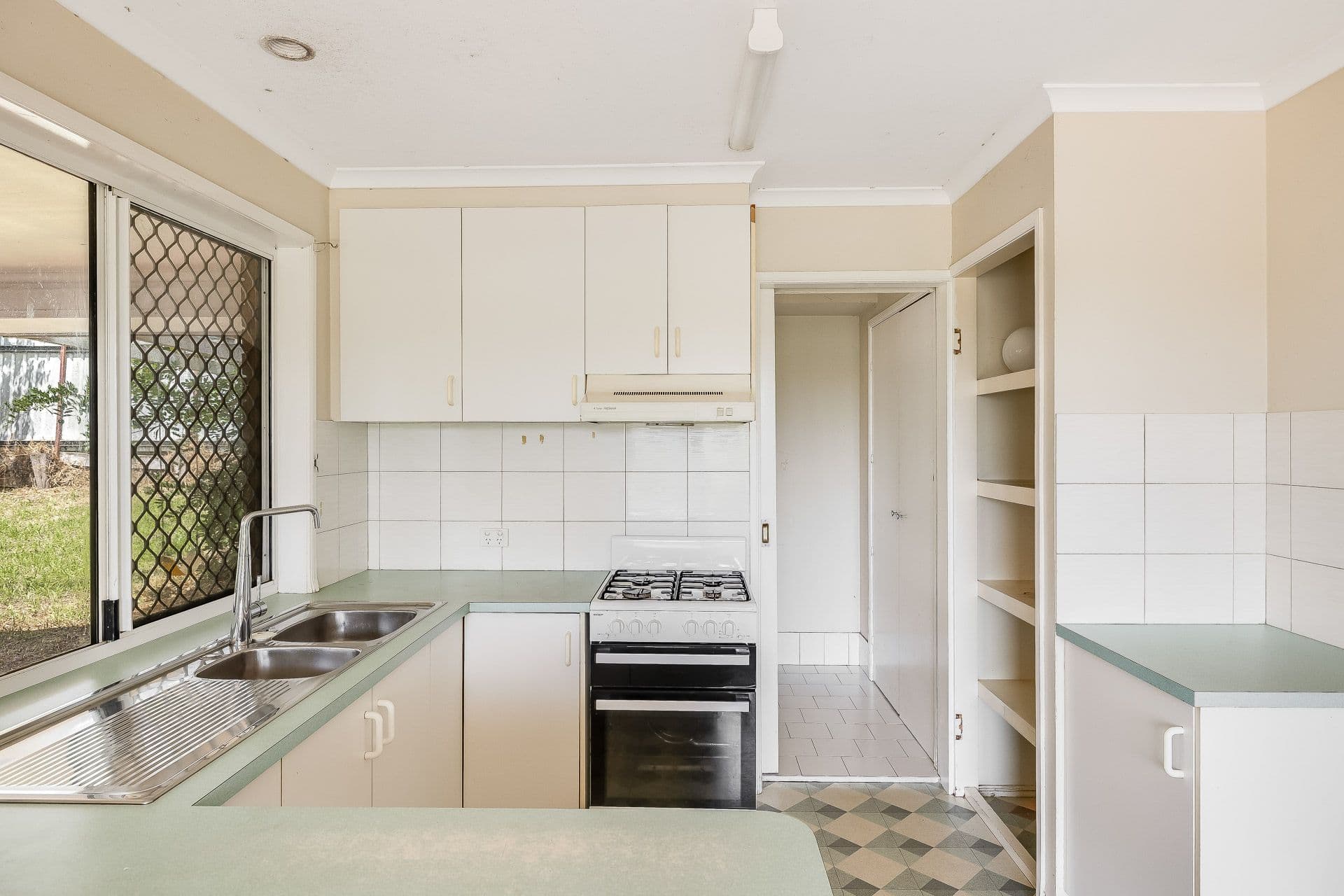16 Reisling Court, Wilsonton Heights QLD 4350, Wilsonton Heights - Thumbnail 6