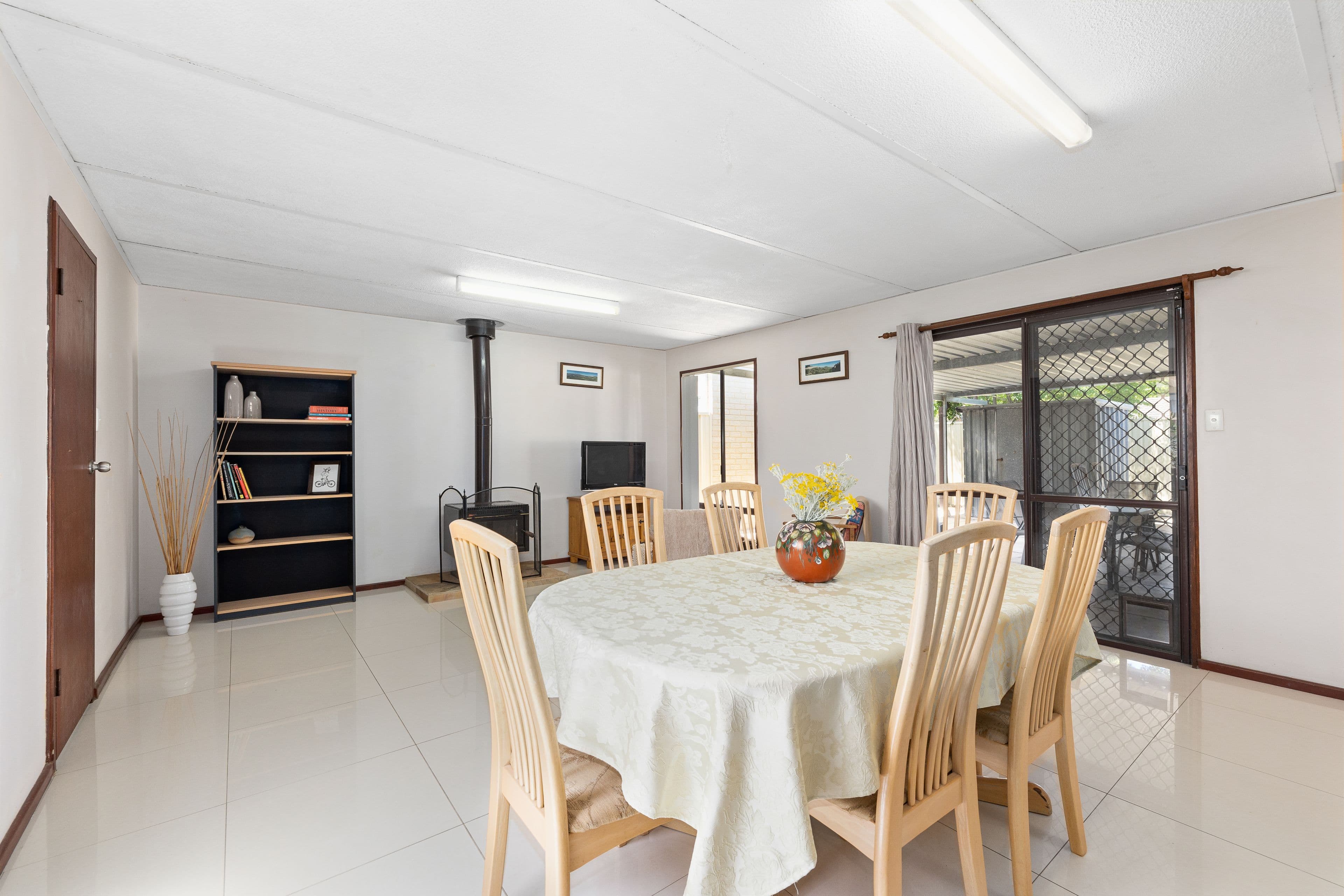 7 Camfield Place, Beechboro WA 6063, Beechboro - Thumbnail 3