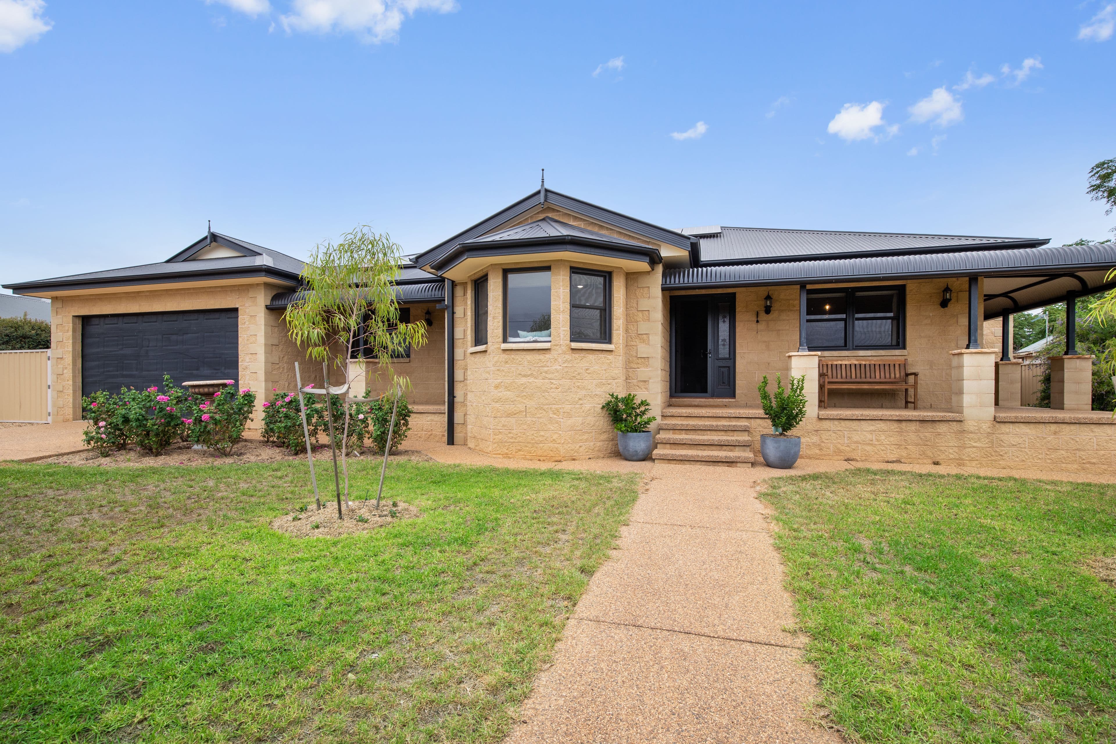 7 Stinson Street, Coolamon NSW 2701, Coolamon - Image 1