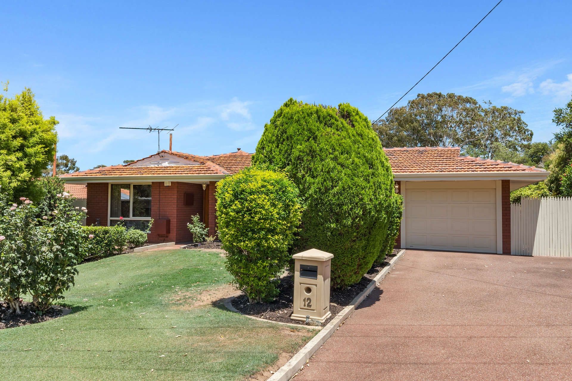 12 Rosea Close, Maida Vale WA 6057, Maida Vale - Thumbnail 2