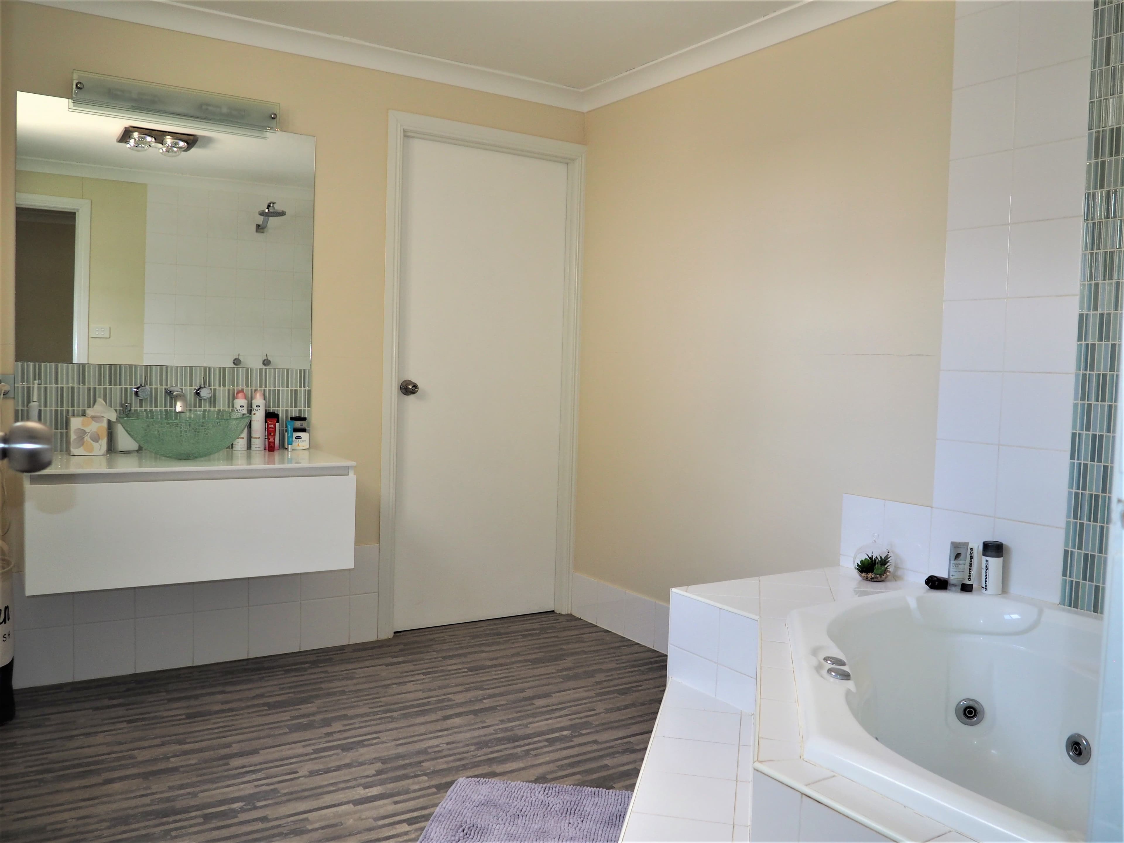 126 Emu Street, Longreach QLD 4730, Longreach - Thumbnail 3