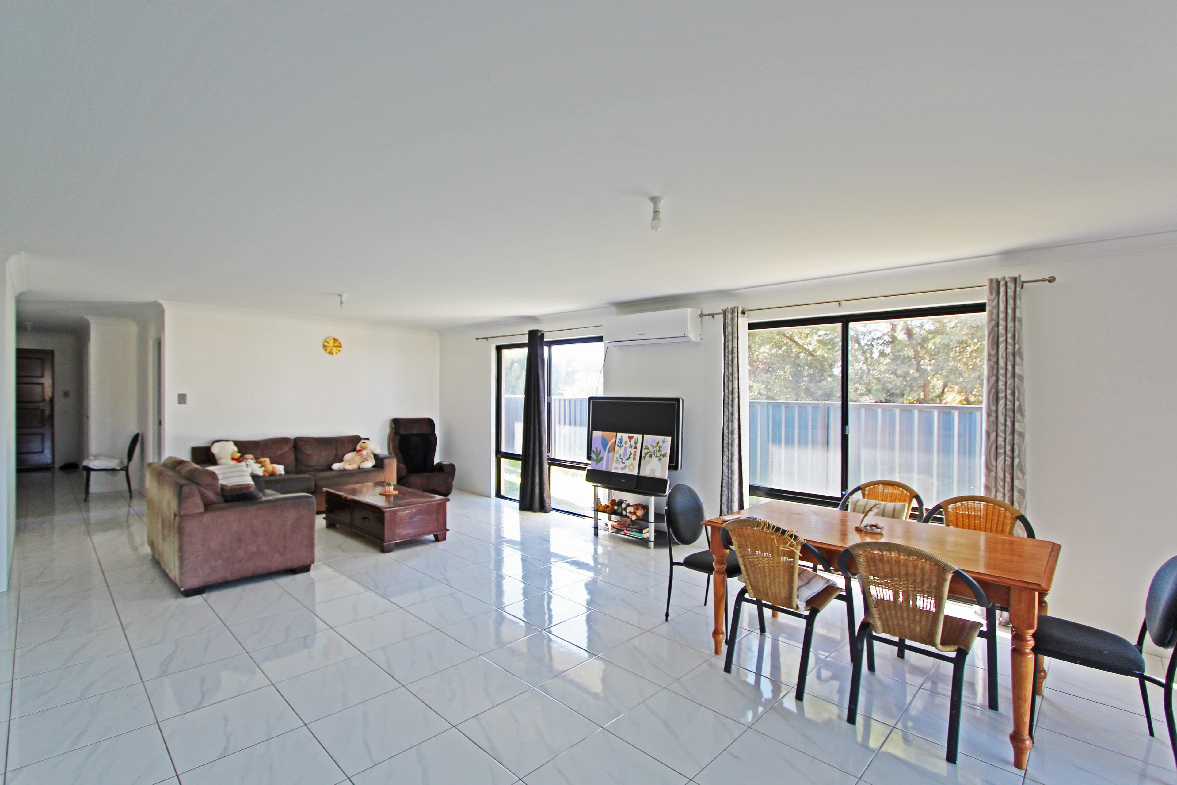 15 Padbury Street, Jurien Bay WA 6516, Jurien Bay - Thumbnail 3