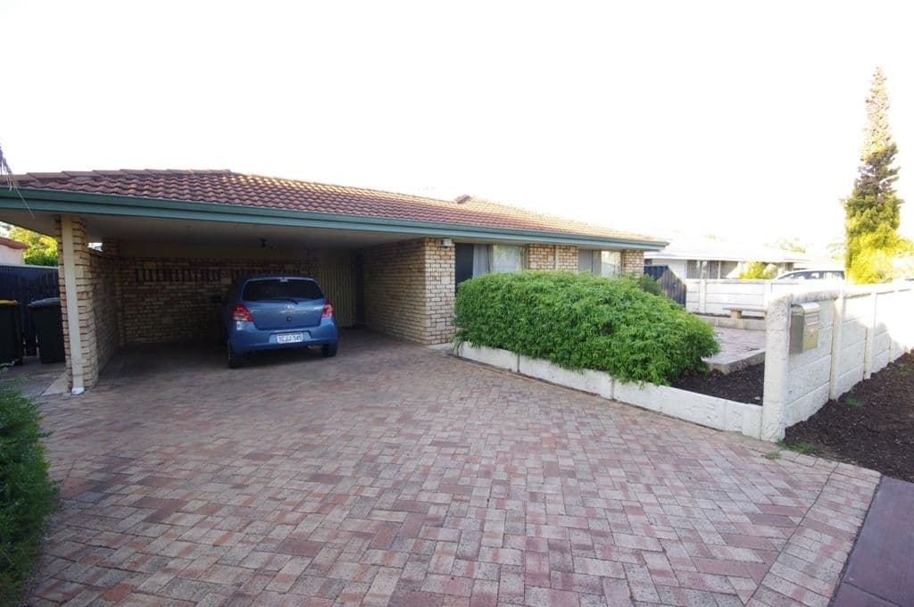14 Boorabbin Place, Ballajura WA 6066, Ballajura - Thumbnail 2