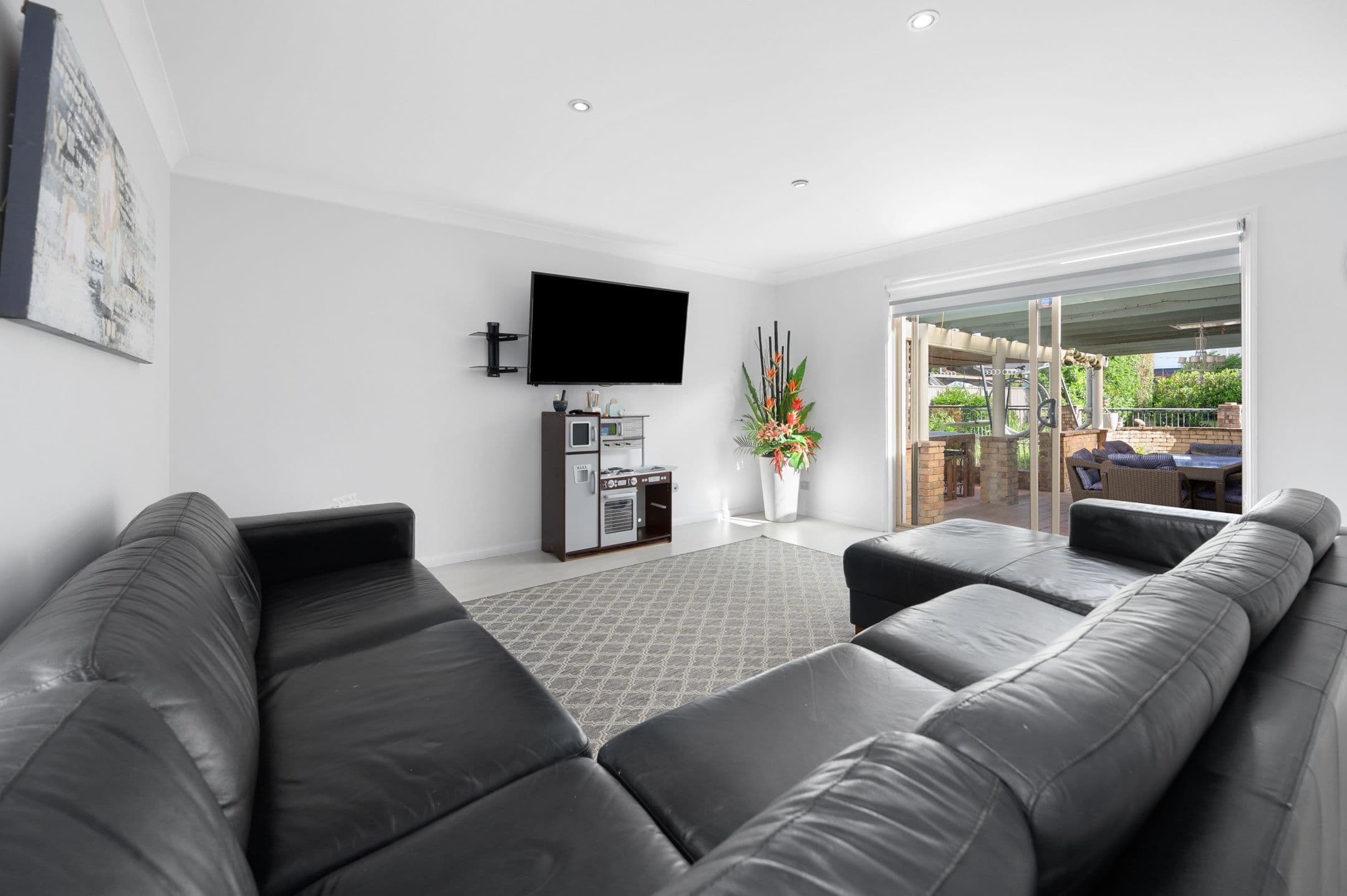4 O'Grady Drive, Paradise Point QLD 4216, Paradise Point - Thumbnail 6