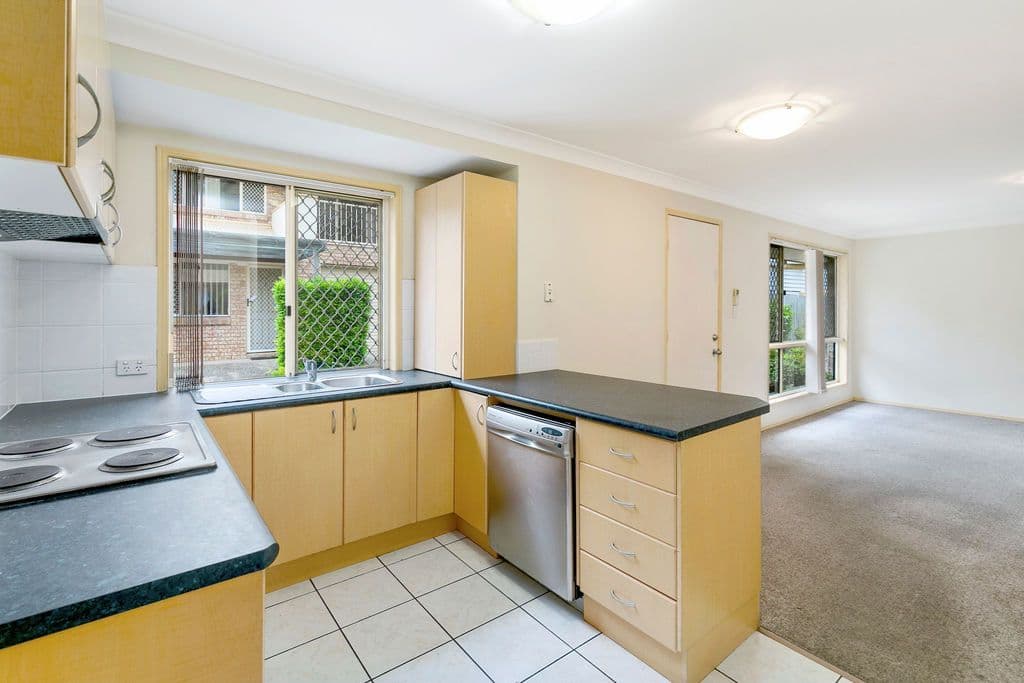 374 Fairfield Road, Yeronga QLD 4104, Yeronga - Thumbnail 2