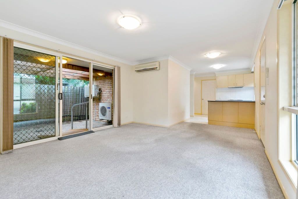374 Fairfield Road, Yeronga QLD 4104, Yeronga - Thumbnail 3