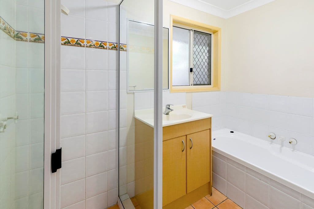 374 Fairfield Road, Yeronga QLD 4104, Yeronga - Thumbnail 5