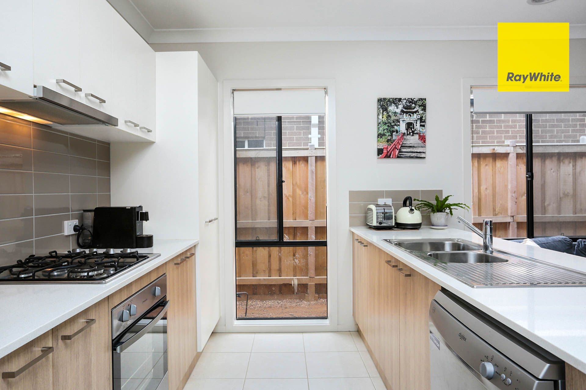 30 Gardener Drive, Point Cook VIC 3030, Point Cook - Thumbnail 2