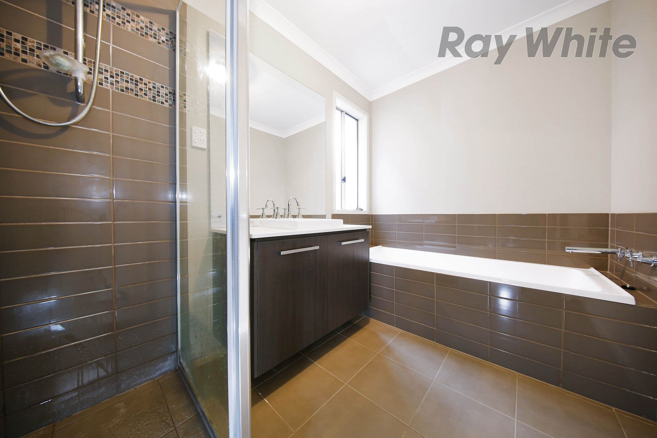 71 Fongeo Drive, Point Cook VIC 3030, Point Cook - Thumbnail 7